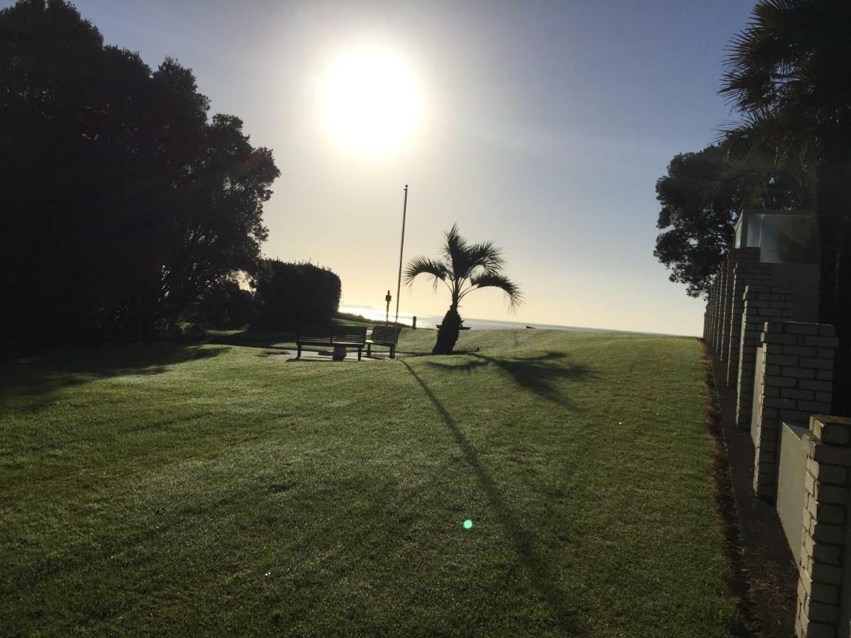 Orewa Beachfront Haven Bagian luar foto
