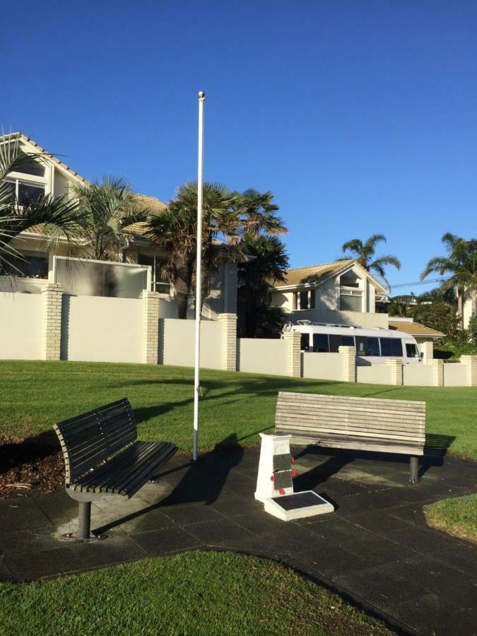 Orewa Beachfront Haven Bagian luar foto