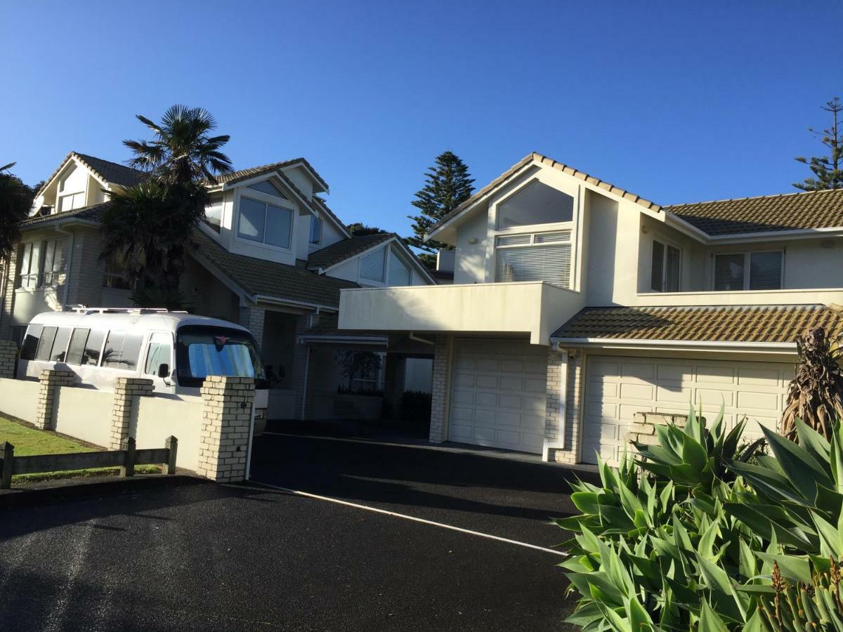 Orewa Beachfront Haven Bagian luar foto
