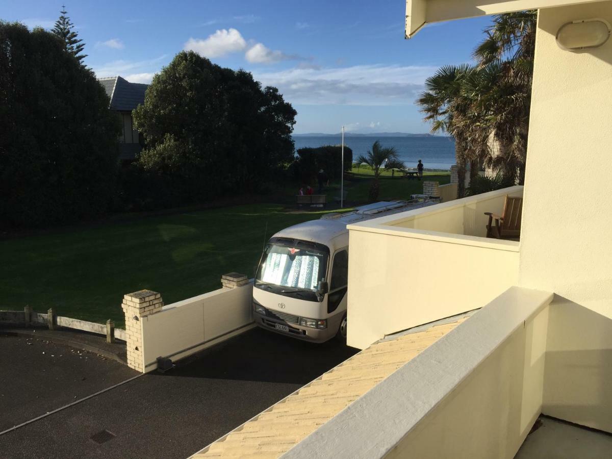 Orewa Beachfront Haven Bagian luar foto